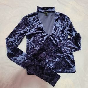 REVAMPED Low v-neck, deep blue collared velvet long-sleeved top